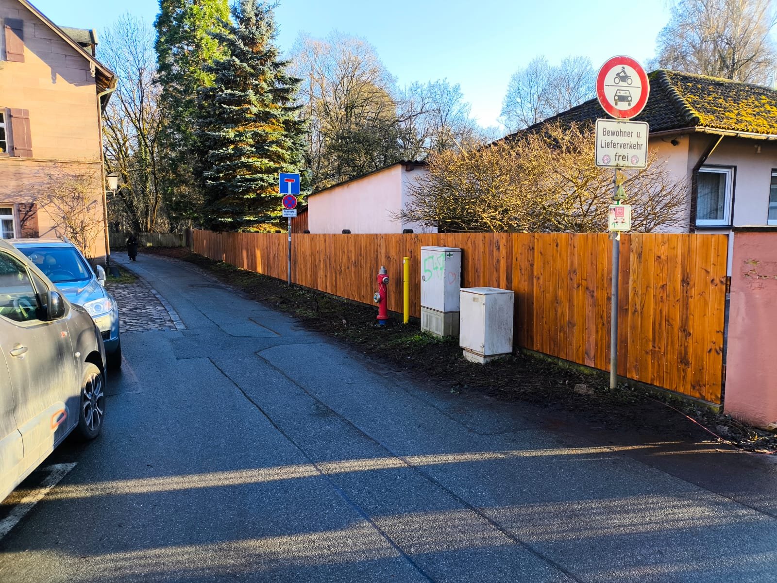 Erdarbeiten und Zaunbau